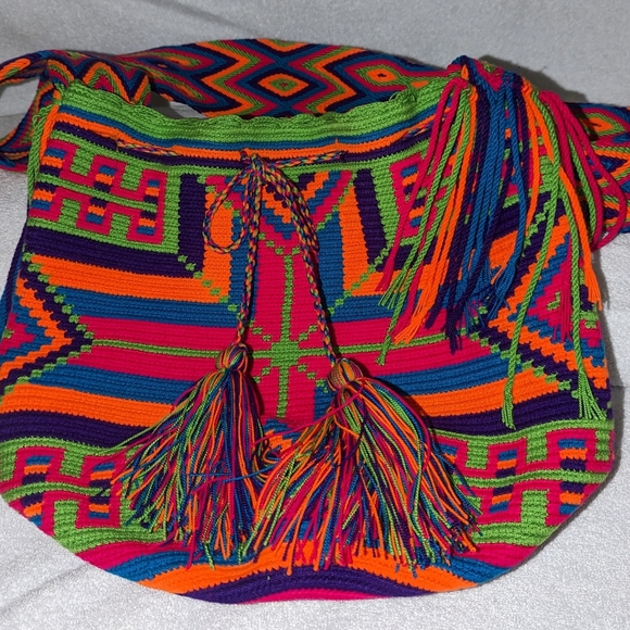 Mochila Wayuu handmade bag from Colombia. - Picture 8 of 9
